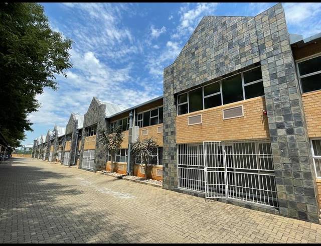 INDUSTRIAL PROPERTY TO RENT IN HALFWAY HOUSE